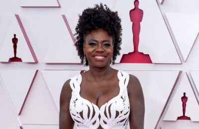 Viola Davis își amintește de regretatul actor Chadwick Boseman la premiile Oscar din 2021: „Autenticitatea asupra steroizilor”
