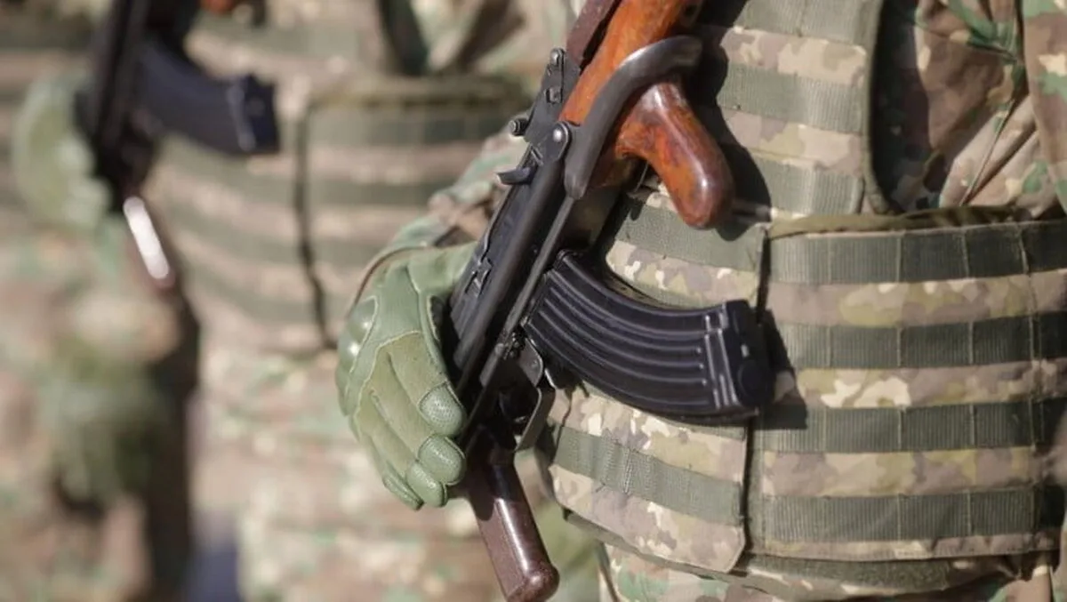 Anchetatorii caută de două zile arma furată de la un militar din Constanța