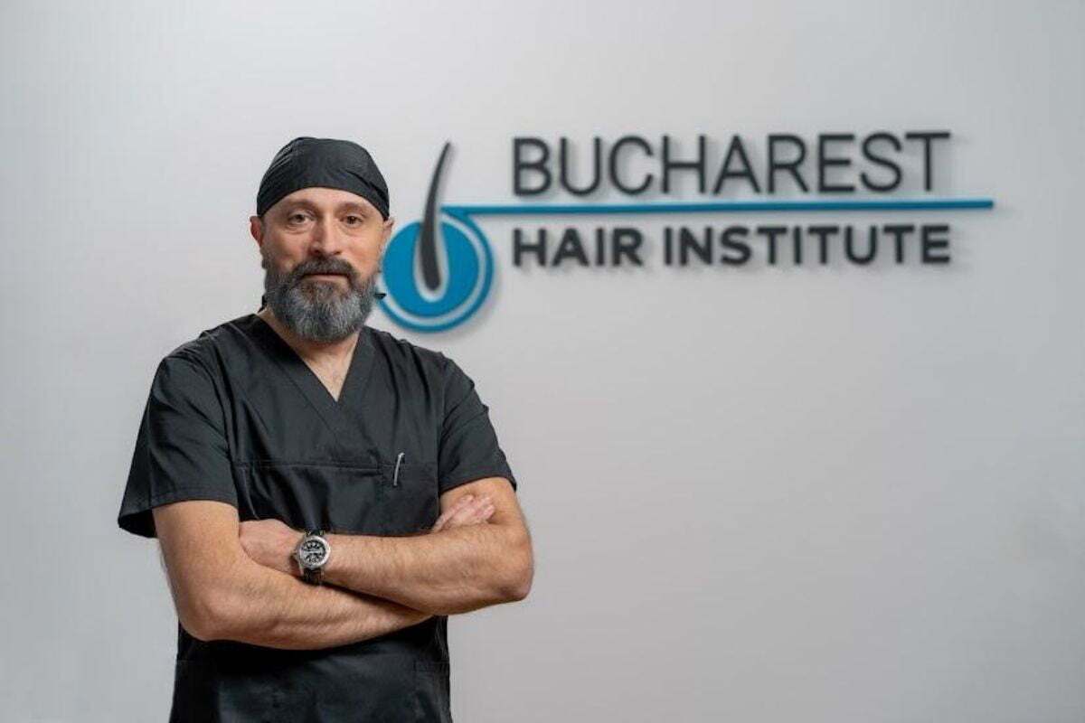 Implantul de păr fără leziuni și fără cicatrice, disponibil acum și în România!