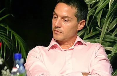 Alexandru Mazăre s-a prezentat la poliție, după ce fusese dat în urmărire.