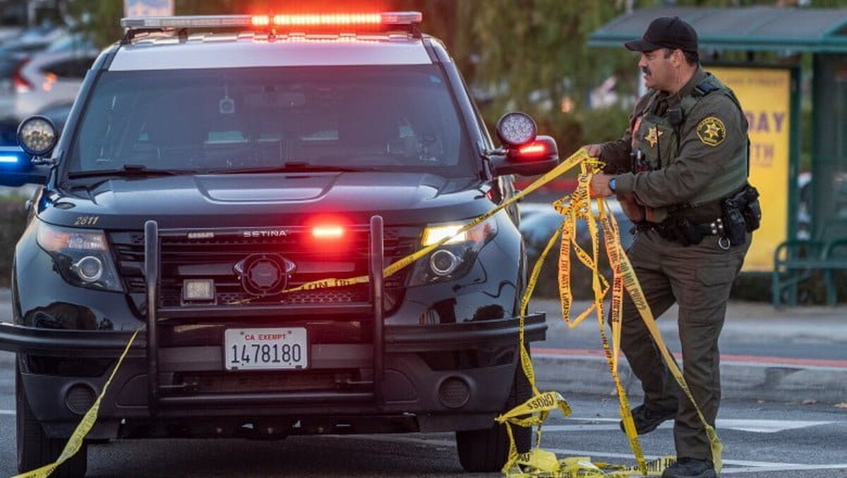 Un mort și patru răniți grav după un atac armat într-o biserică din California