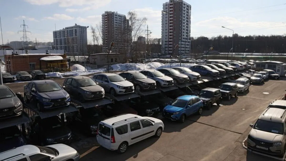 Renault a plecat din Rusia, dar a lăsat ușile deschise
