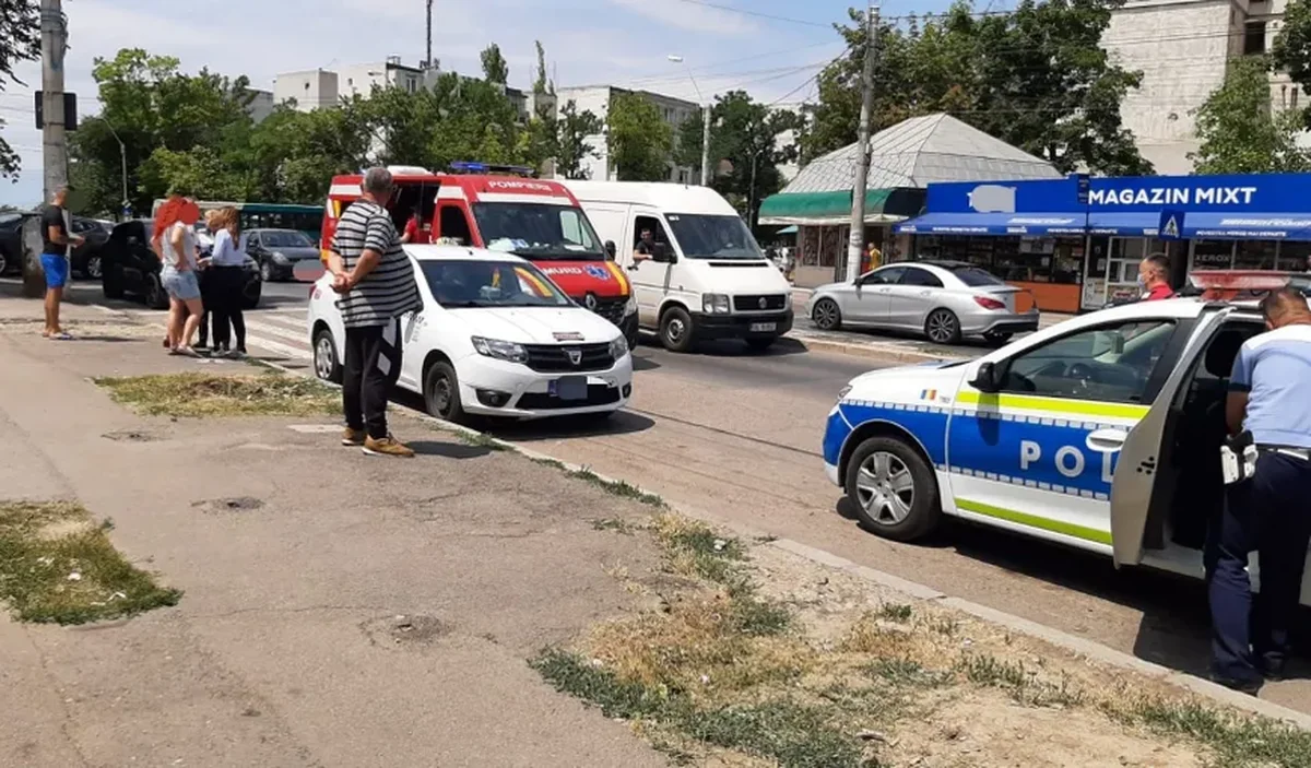 Trei fete, lovite de maşină pe o trecere de pietoni din Galaţi