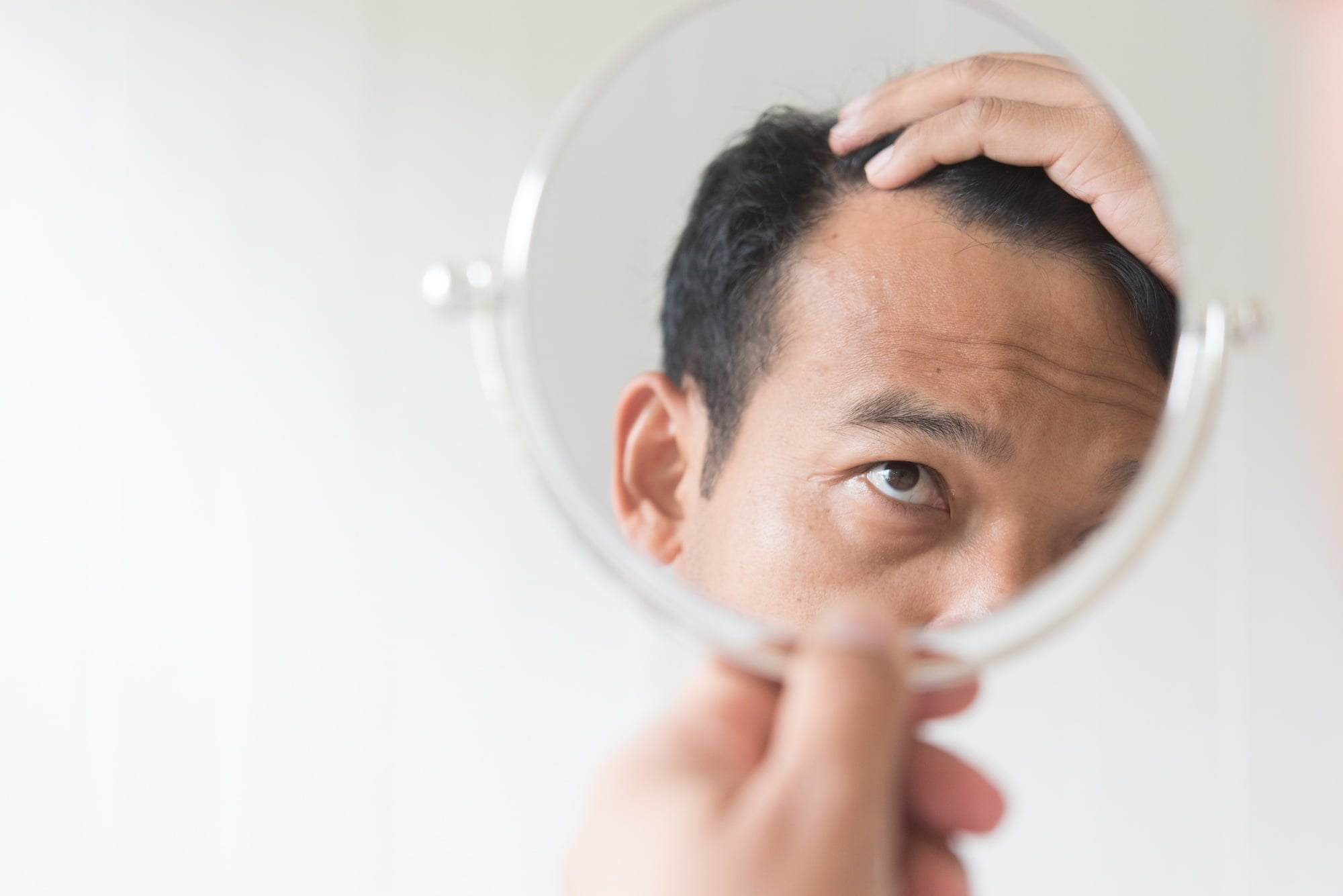 Tratament de top pentru creșterea părului natural, fără minoxidil și fără efecte adverse