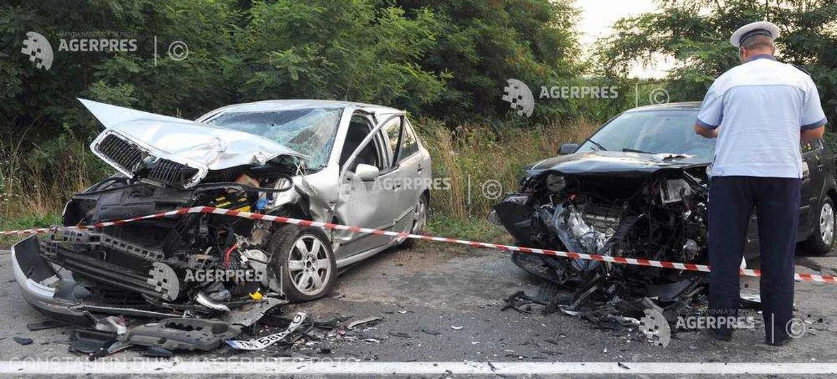 Trei răniţi într-un accident în care au fost implicate trei autovehicule