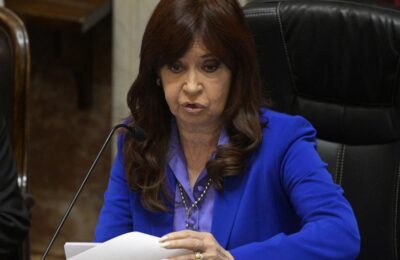 Cristina Kirchner spune că este victima unui „pluton de execuție” judiciar