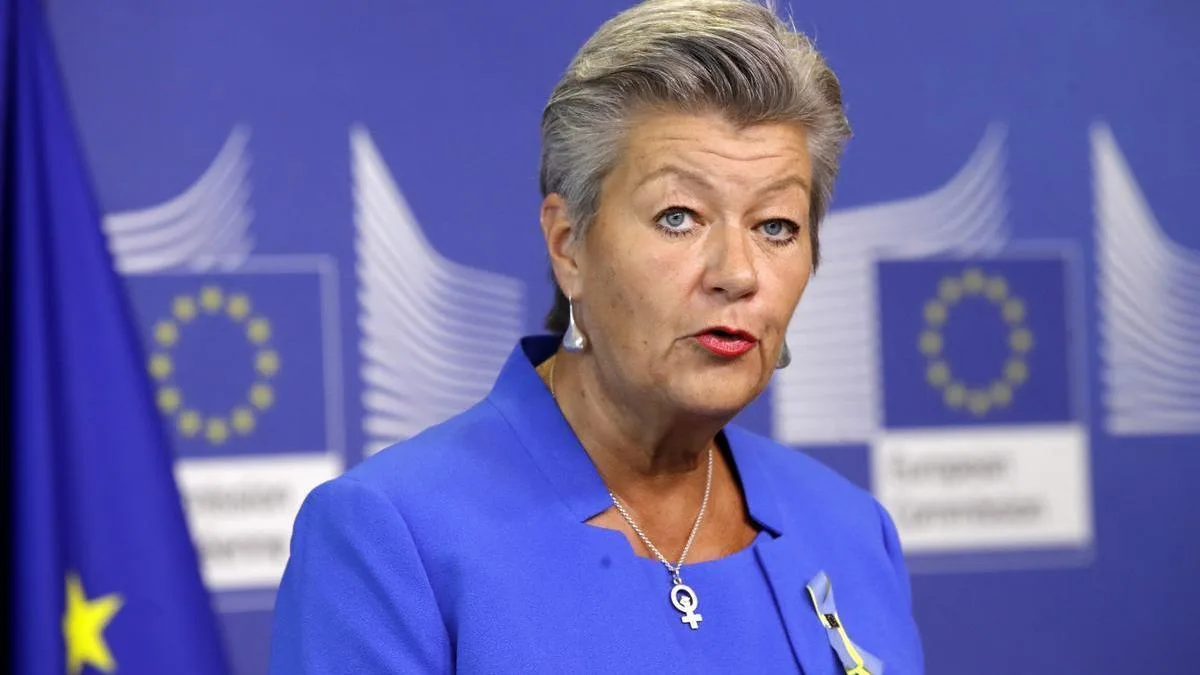 Bruxelles admite că situația din centrul Mediteranei din cauza dramei migratorii „nu este sustenabilă”