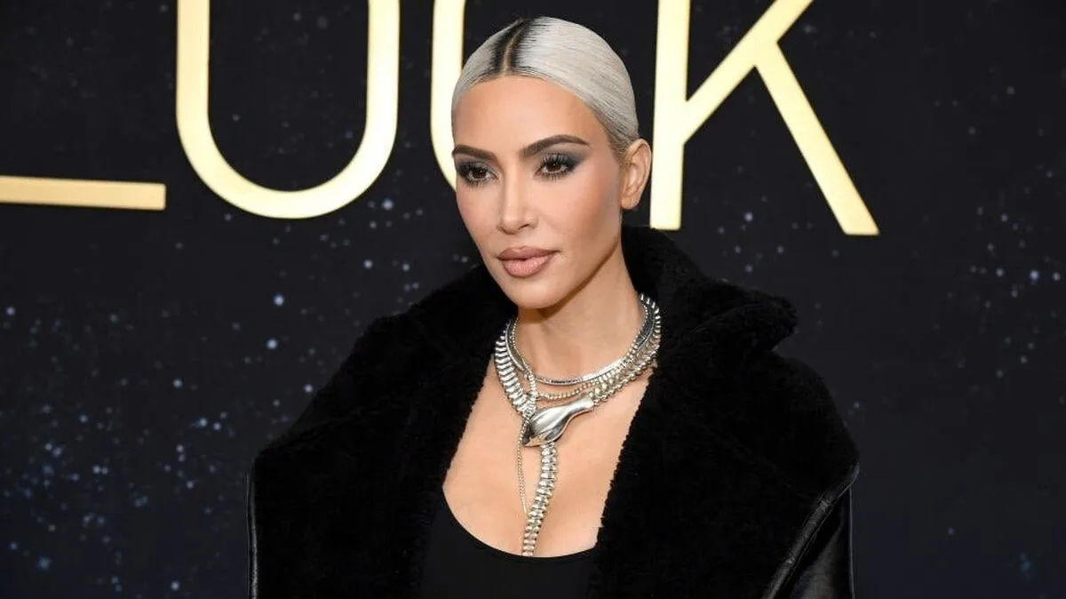 Alopecia feminină, transplantul de celule stem promite să o vindece   Vanity Fair Italia