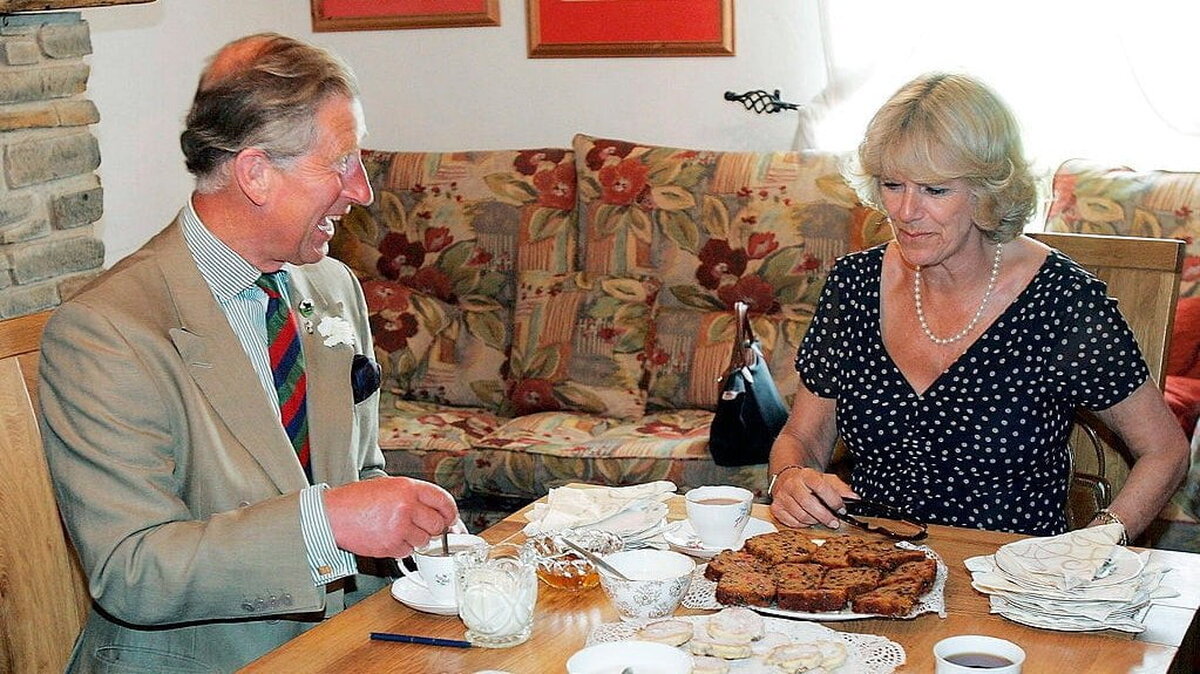 Regele Carol al III-lea la masă: așa mănâncă regele