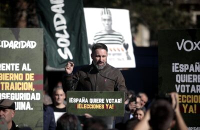 Santiago Abascal numește legea „da este da” „infamă” și „criminală” într-un act de la Barcelona