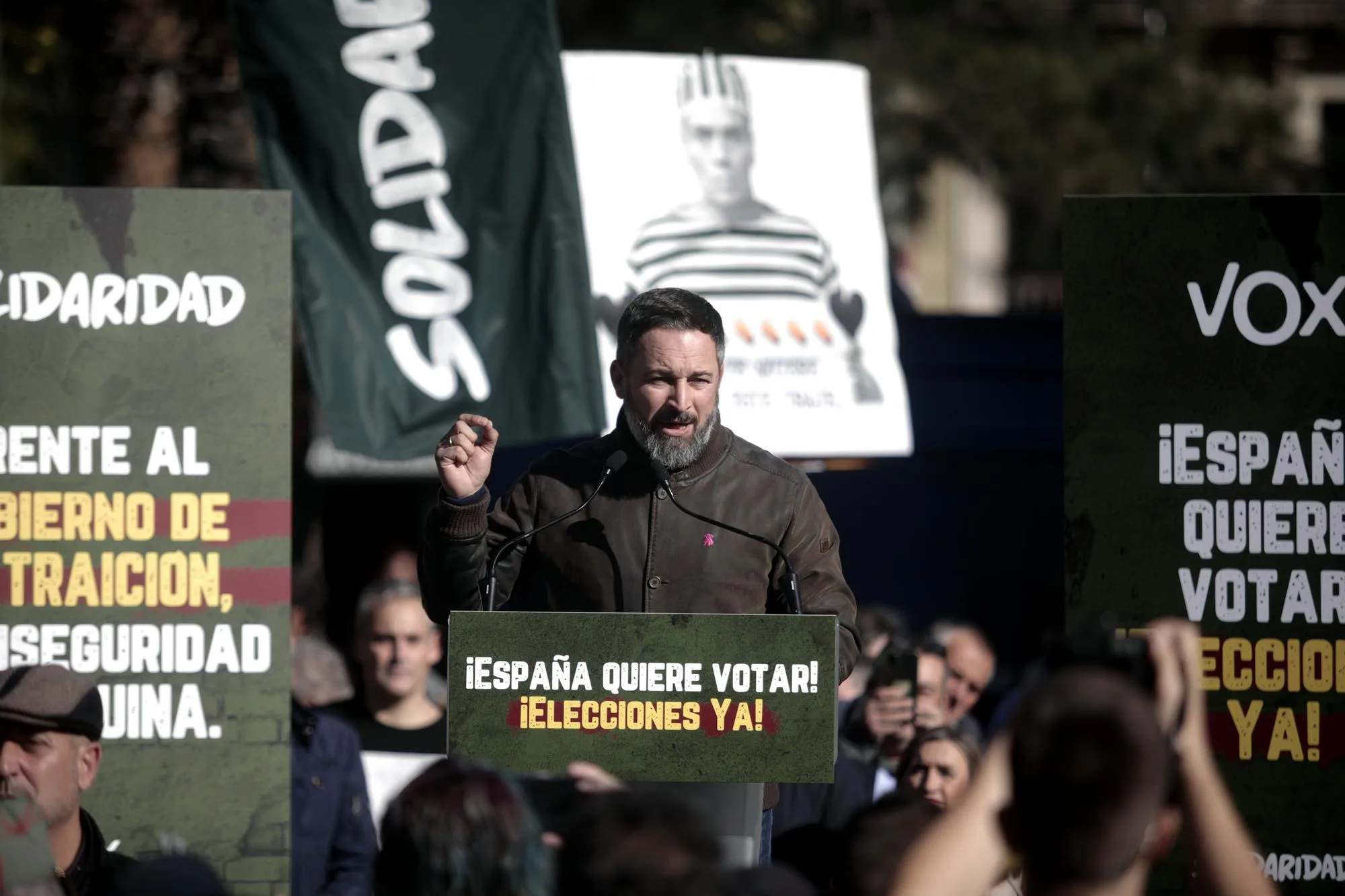 Santiago Abascal numește legea „da este da” „infamă” și „criminală” într-un act de la Barcelona