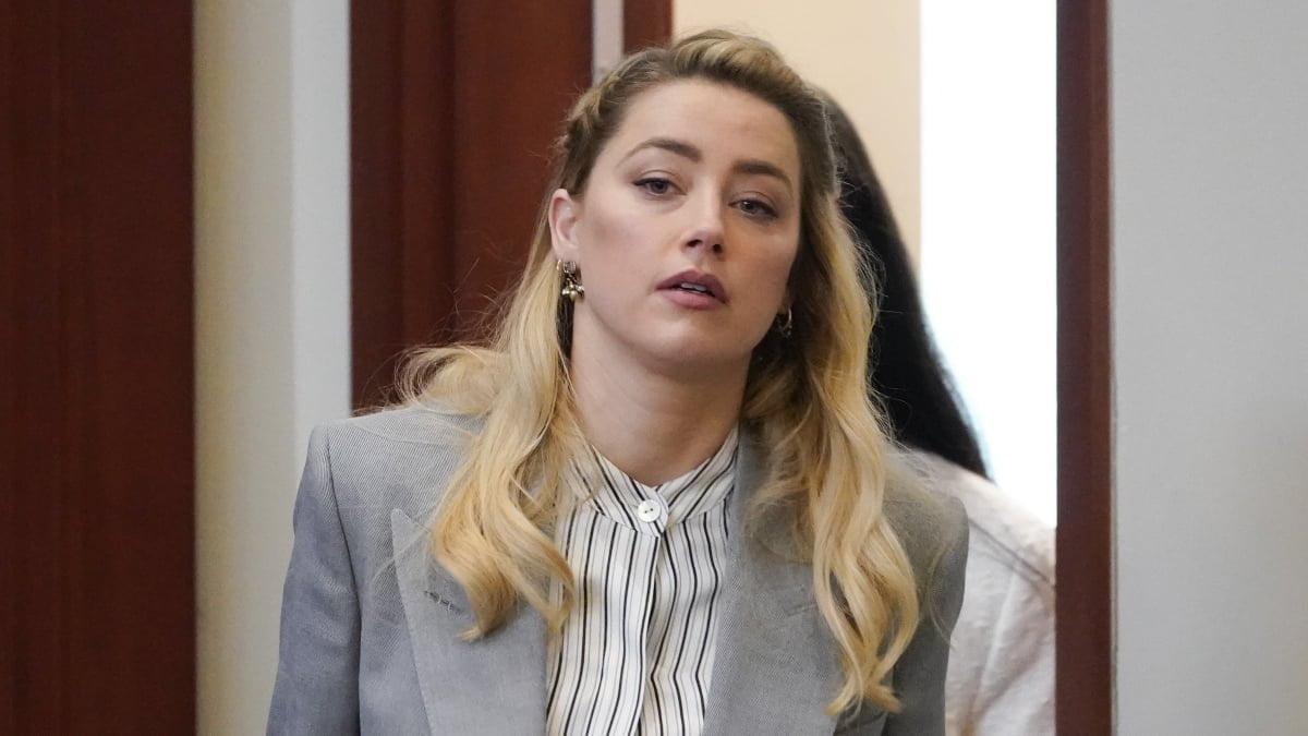 Amber Heard dă în judecată compania de asigurări