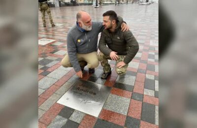 Zelenski dedică o placă bucătarului spaniol José Andrés pe Paseo del Valor