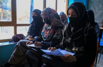 Tratamentul femeilor de către talibani ar putea constitui o crimă împotriva umanității