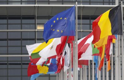 Diplomații europeni creează o rețea pentru a promova prezența ambasadorilor în lume