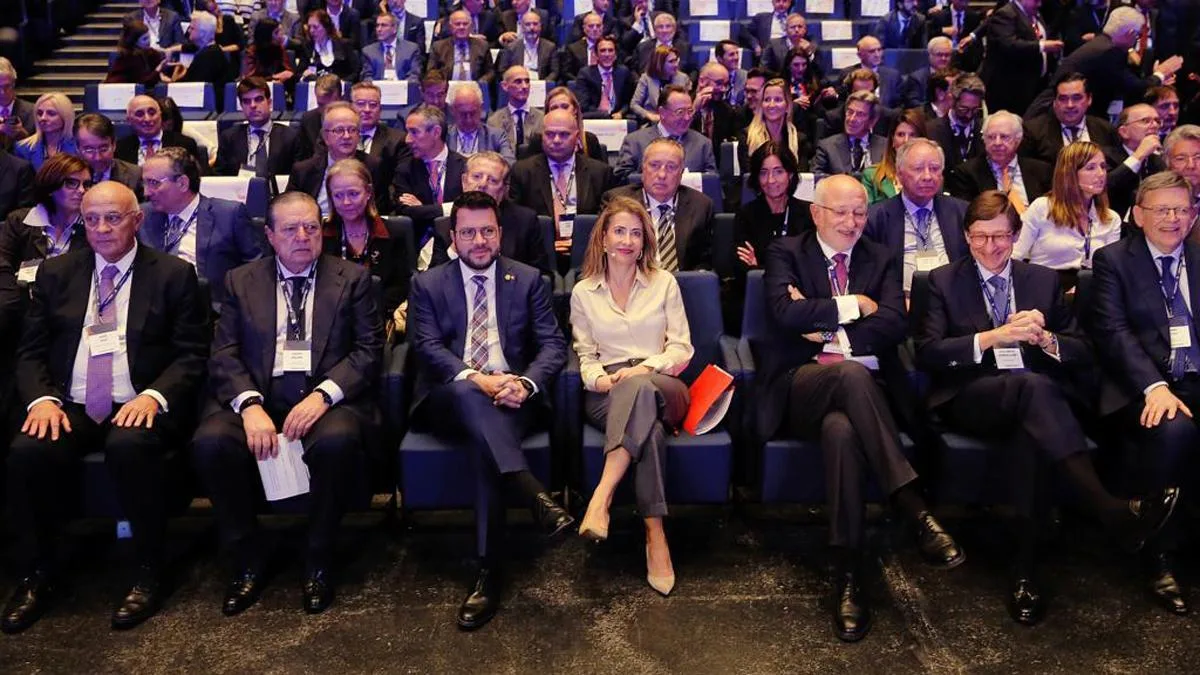 Guvernul studiază cedarea lucrărilor către Generalitat pentru a garanta că investițiile sunt realizate
