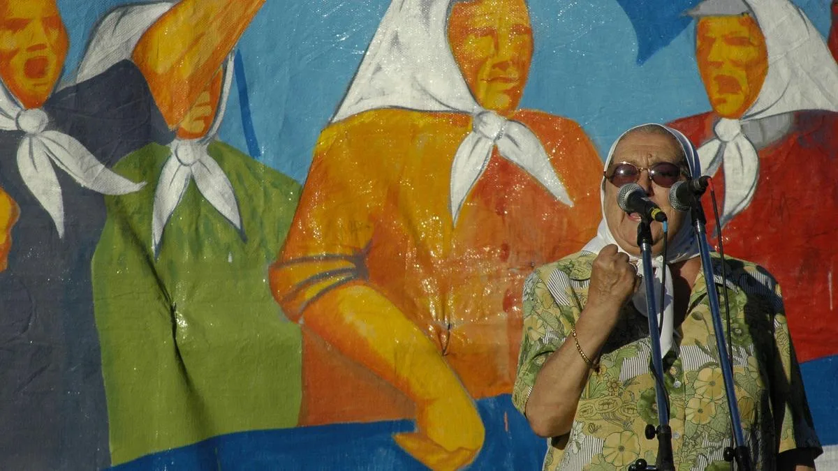 Hebe de Bonafini, președintele istoric al Mamelor din Plaza de Mayo, a murit