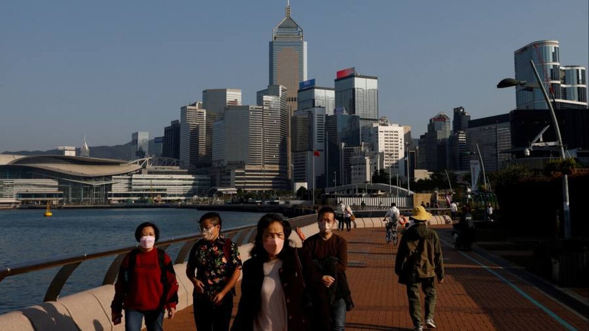 Acțiunile din Hong Kong cresc pe măsură ce China își atenuează poziția față de Covid