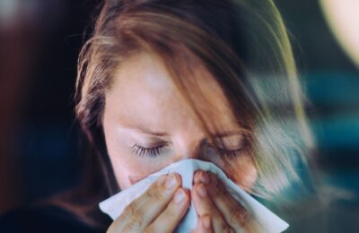 A descoperit de ce răceala și febra lovesc mai mult iarna