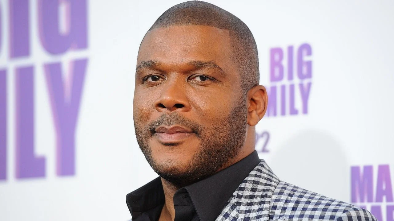 Tyler Perry reflectă asupra propriilor încercări de sinucidere după moartea DJ-ului Stephen „Twitch” Boss