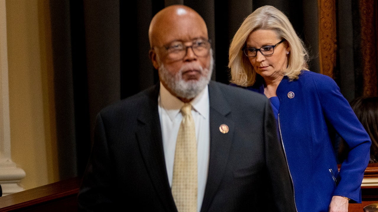 Comisia din 6 ianuarie aprobă 4 acuzații penale împotriva lui Donald Trump și îndeamnă DOJ să depună o urmărire penală