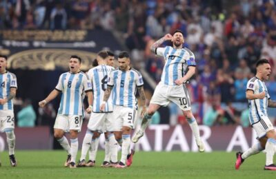 Argentina câștigă o finală epică a Cupei Mondiale împotriva Franței la penalty-uri