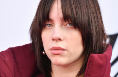 Billie Eilish a încercat tendința de căptușeală „Puppy” pentru petrecerea ei de naștere