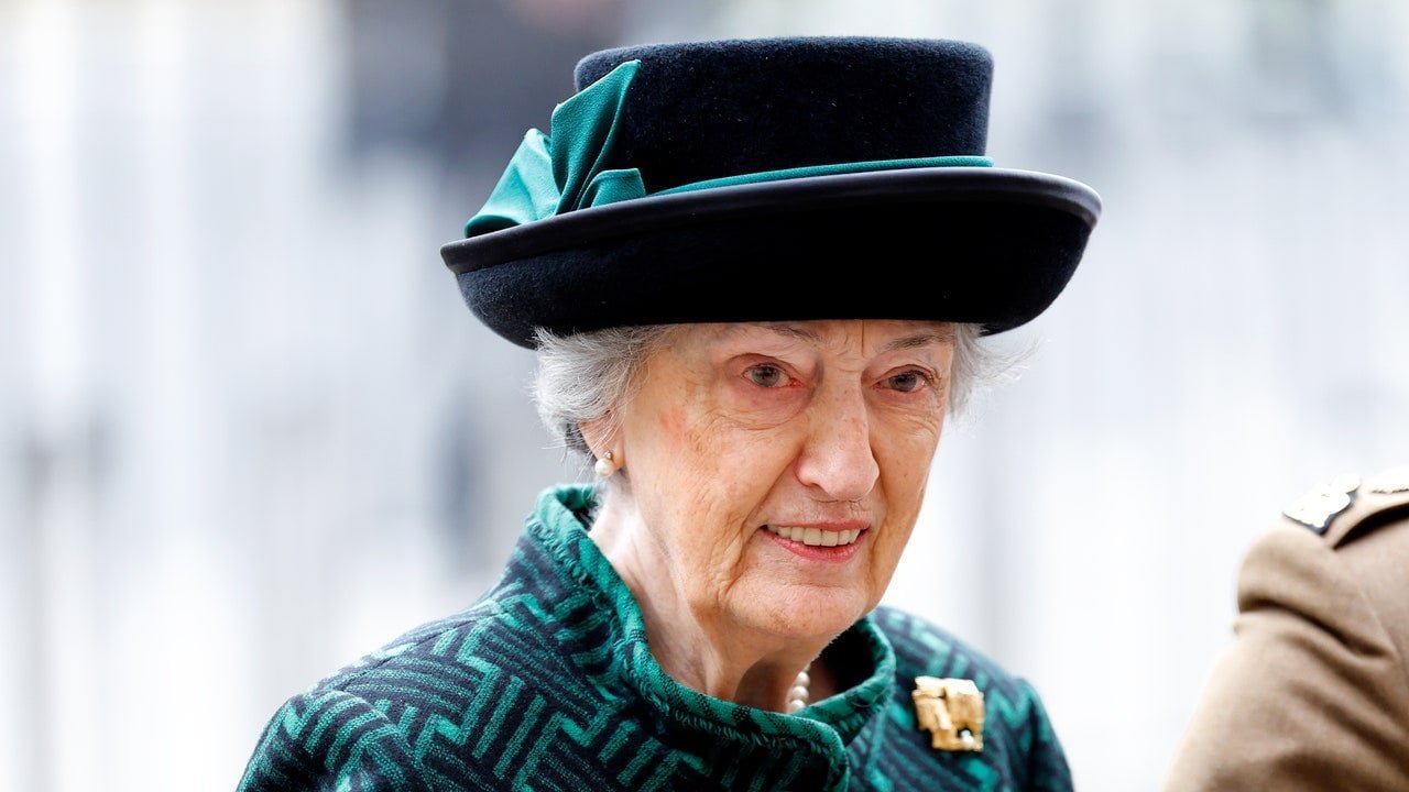 Lady Susan Hussey (și nașa prințului William) demisionează după ce a făcut comentarii rasiste la Palatul Buckingham