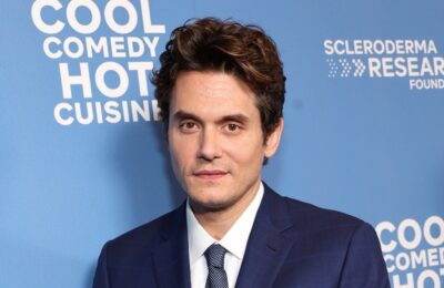 John Meyer explică de ce „nu mai iese atât de mult”