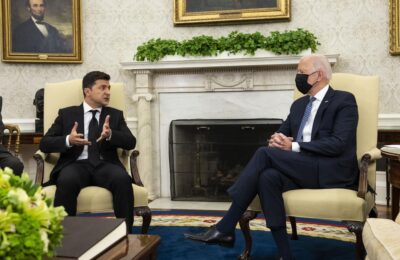 Biden își dă aprobarea planului lui Zelensky de a obține „o pace justă”