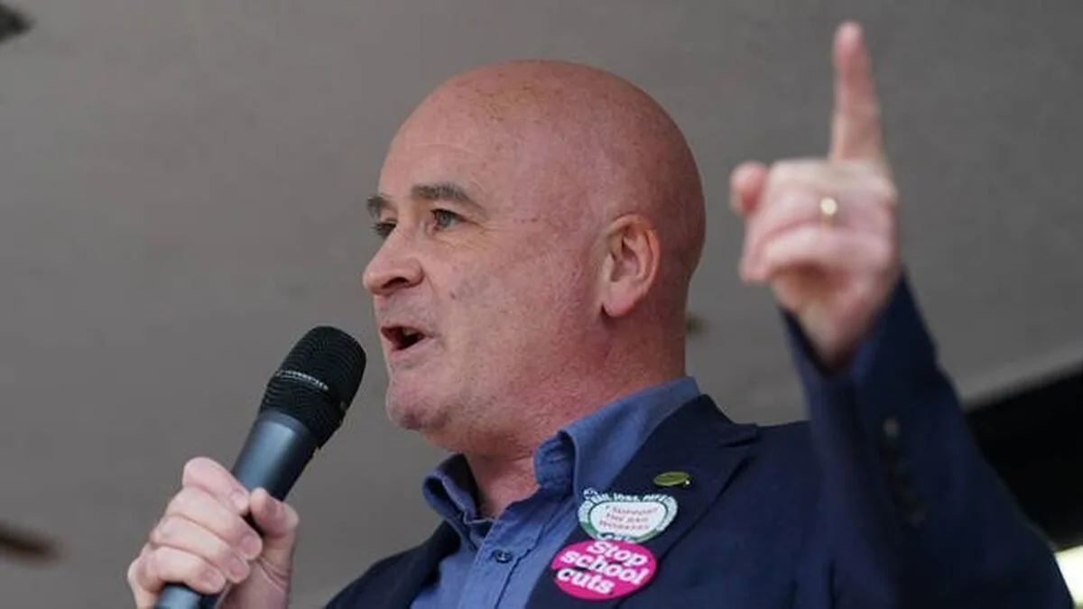 Șeful sindicatului Lynch solicită o întâlnire cu Sunak pentru a pune capăt întreruperilor zilnice ale trenurilor