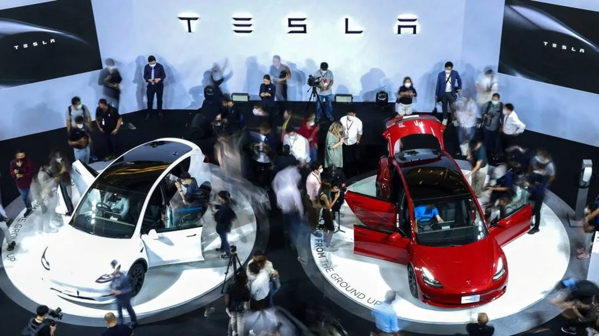 Elon Musk aruncă încă 3,6 miliarde de dolari în acțiuni Tesla