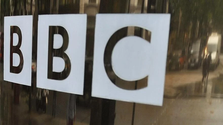Jurnalistă BBC reținută și maltratată în timpul protestelor anti-covid din China