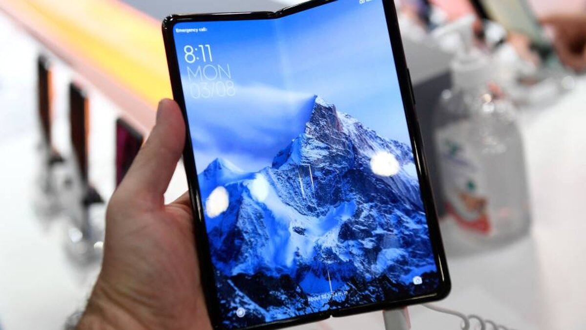 Trei directori Xiaomi demisionează pe măsură ce cererea de smartphone-uri scade