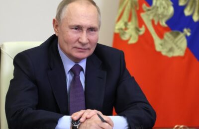 Rusia sugrumă disidența cu mai multe restricții asupra „agenților străini”