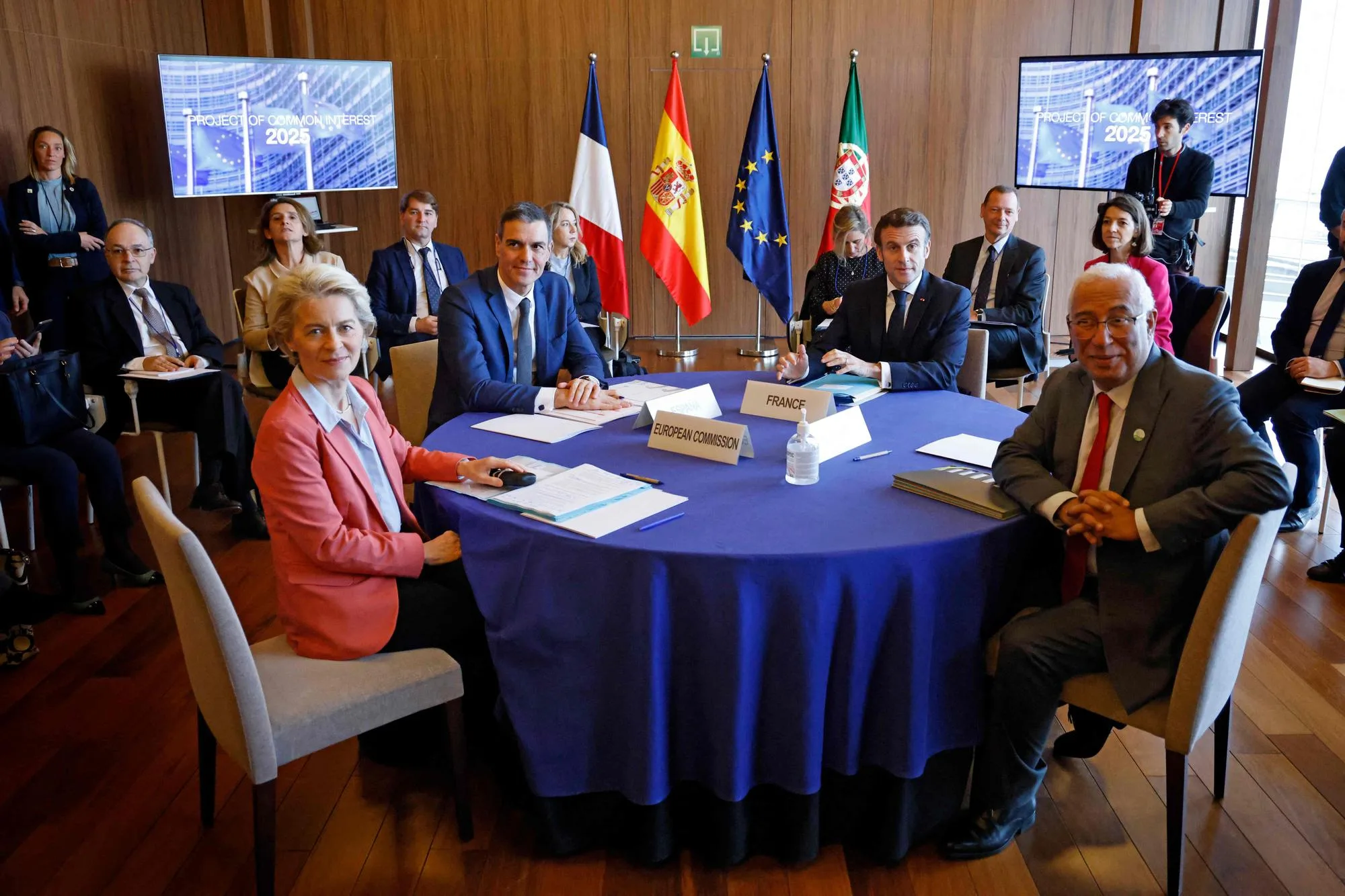 Spania, Franța și Portugalia lansează primul coridor major de hidrogen verde din UE pentru 2.850 de milioane