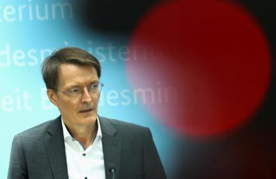 Germania studiază elaborarea unei legi pentru a atenua deficitul de medicamente