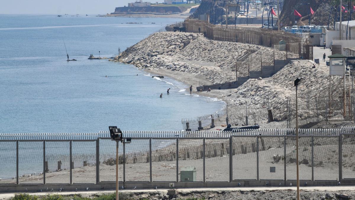 Ceuta   Un imigrant moare încercând să înoate în Ceuta