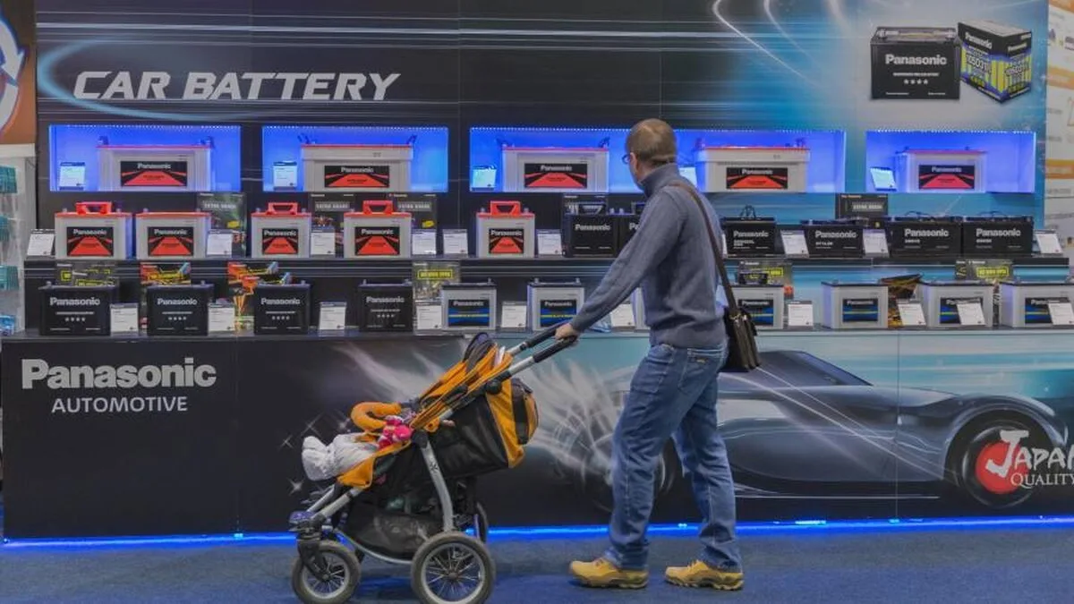 Furnizorul Tesla, Panasonic, încearcă să echilibreze piețele din SUA și China în războiul tehnologic