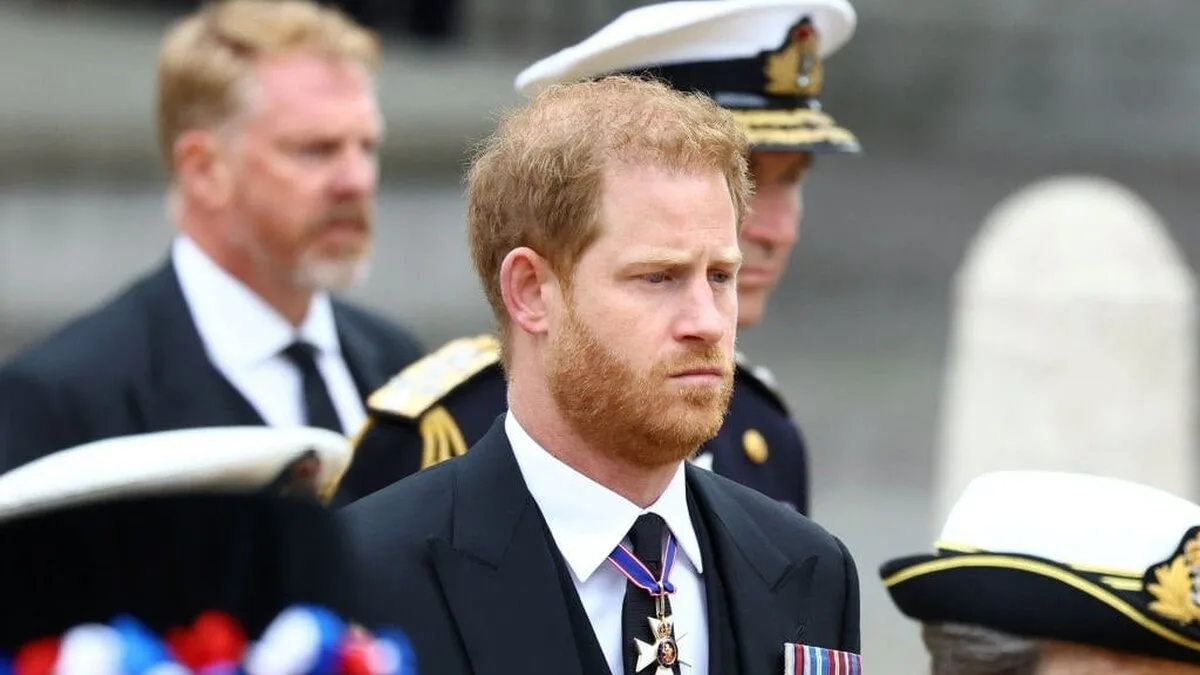 Harry nu va putea distruge familia regală britanică: biograful Dianei este sigur de asta