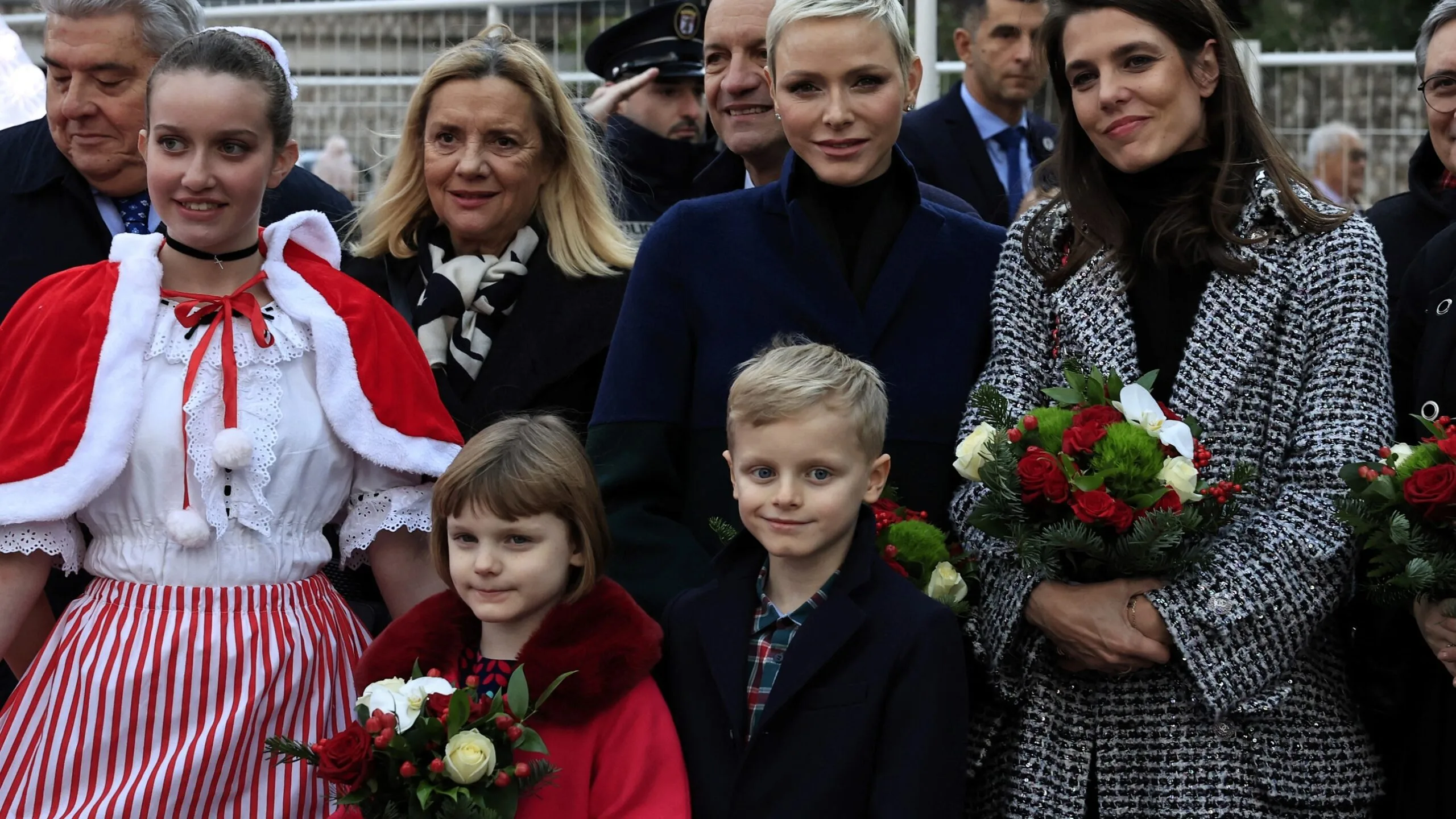 familia regală din Monaco și pokerul de paltoane pentru toate vârstele cu un ADN très chic   Vanity Fair Italia