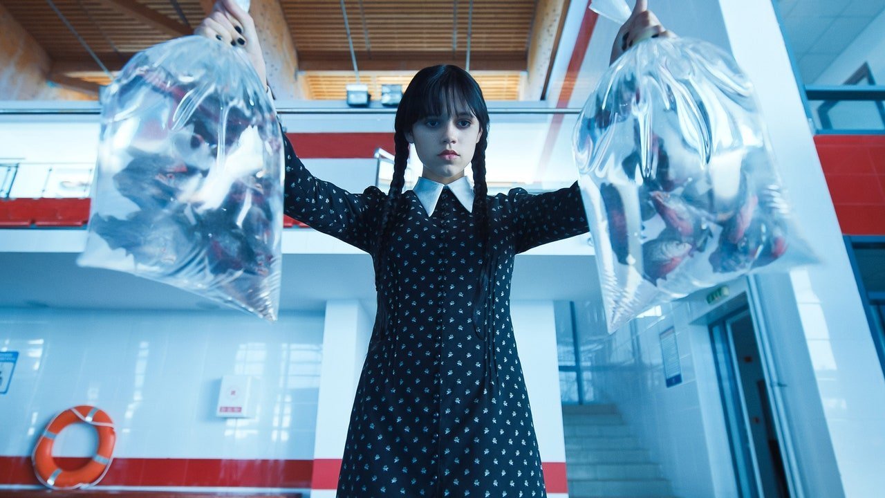 Jenna Ortega, determinare și sacrificii: cine este protagonista zilei de miercuri