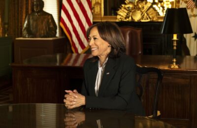 Kamala Harris, un an foarte turbulent în America și provocarea de a fi primul