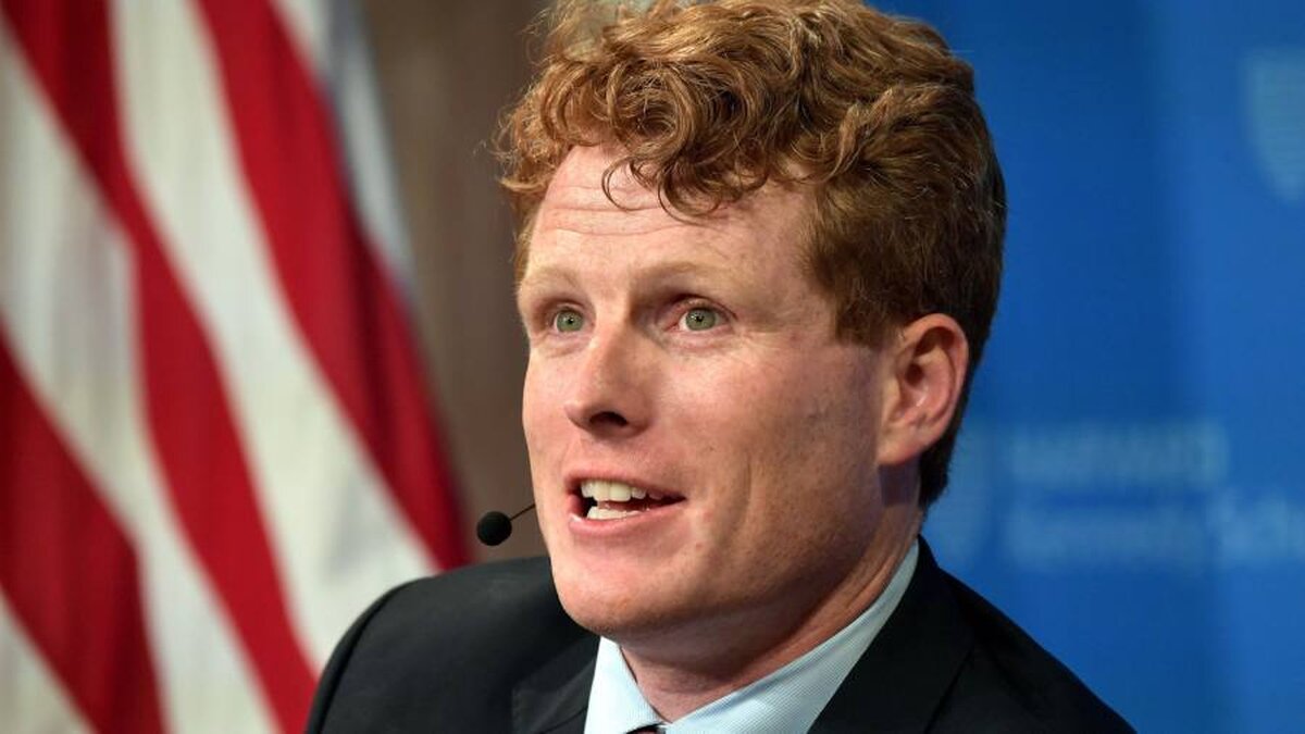 Statele Unite l-au numit pe Joe Kennedy trimis special în Irlanda de Nord