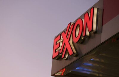Exxon dă în judecată UE pentru a bloca o nouă taxă excepțională asupra companiilor petroliere