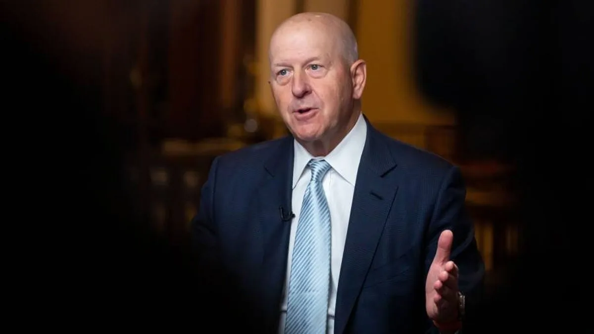 Goldman Sachs cântărește reducerea bonusului de cel puțin 40% la banca de investiții