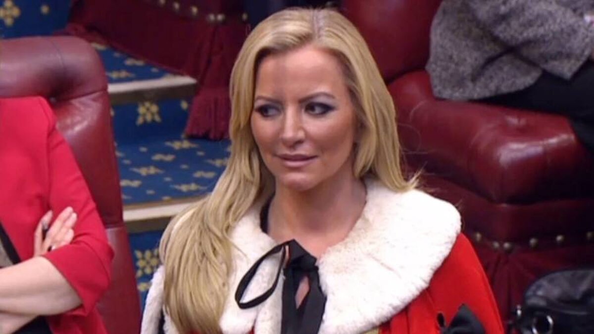 Guvernul Marii Britanii va da în judecată furnizorul de echipamente de protecție pentru contractele pandemice legate de colegii conservatori