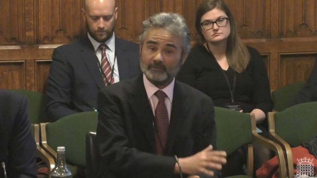 Industria pensiilor și consilierii joacă vina pentru criza LDI