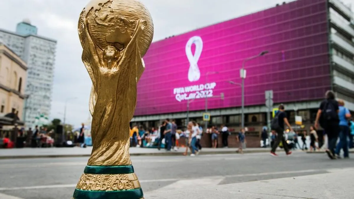 La Cupa Mondială din Qatar din 2022 poți fi gay, dar nu vei avea voie să o arăți