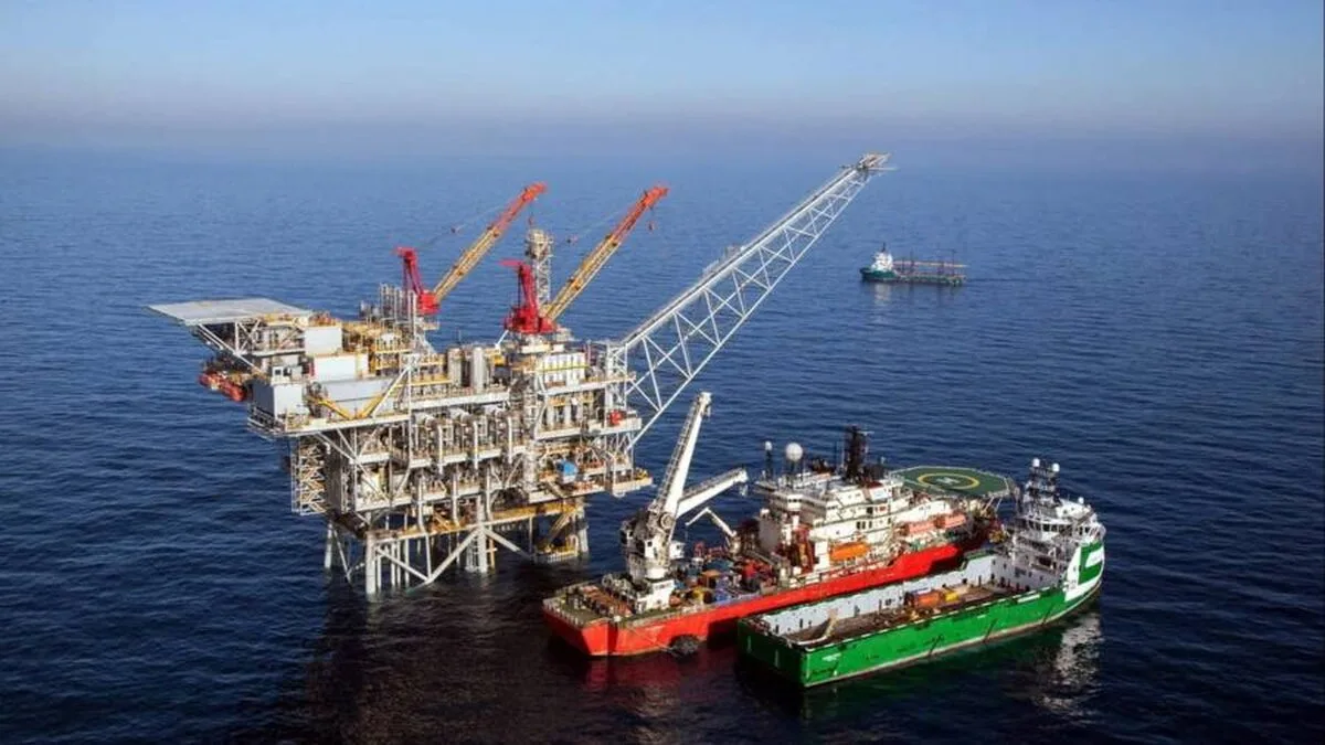 gaura financiară în formă de platformă petrolieră a HSBC